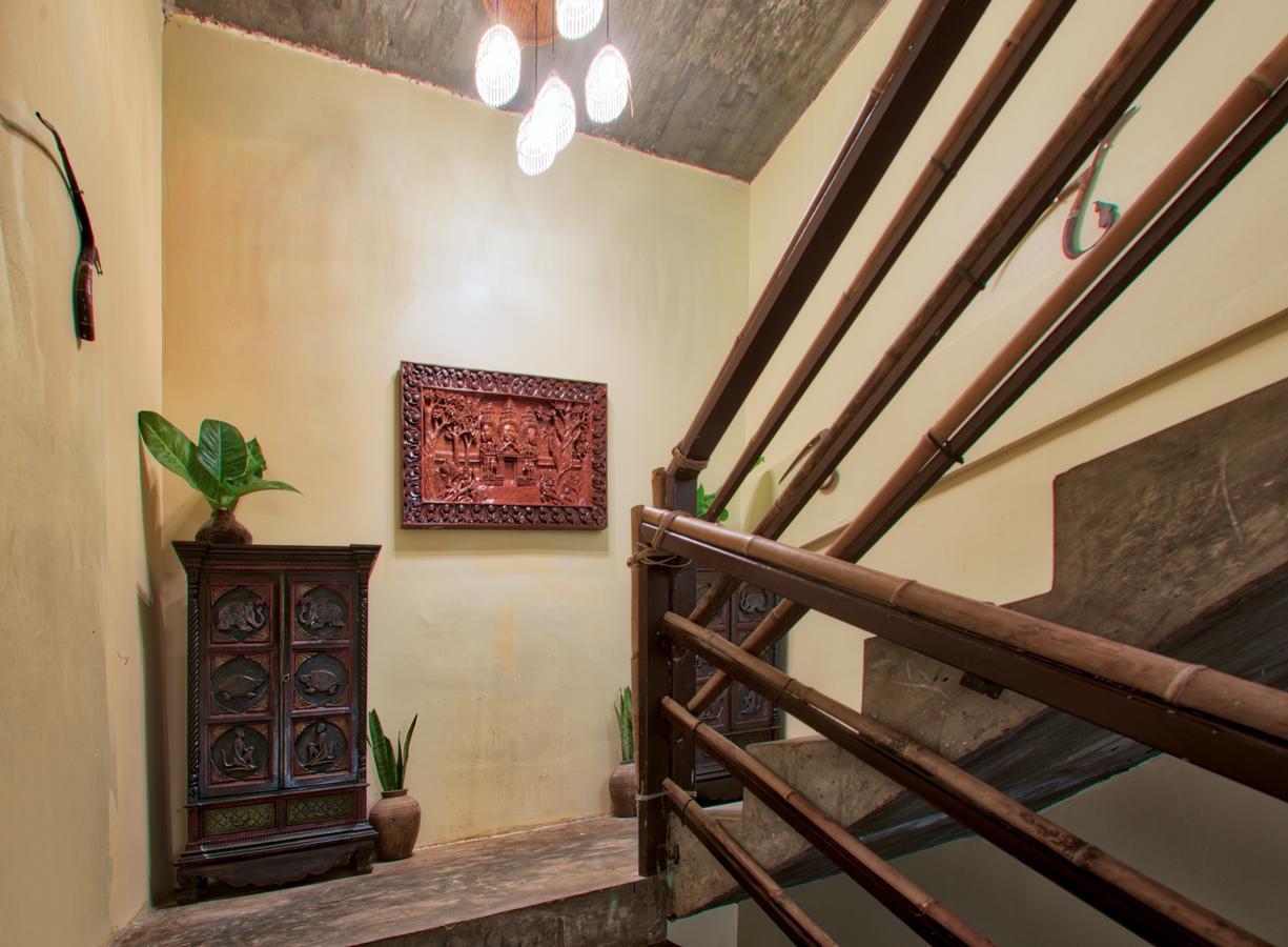 Mane Village Suites Siem Reap Exterior foto Interior of the house
