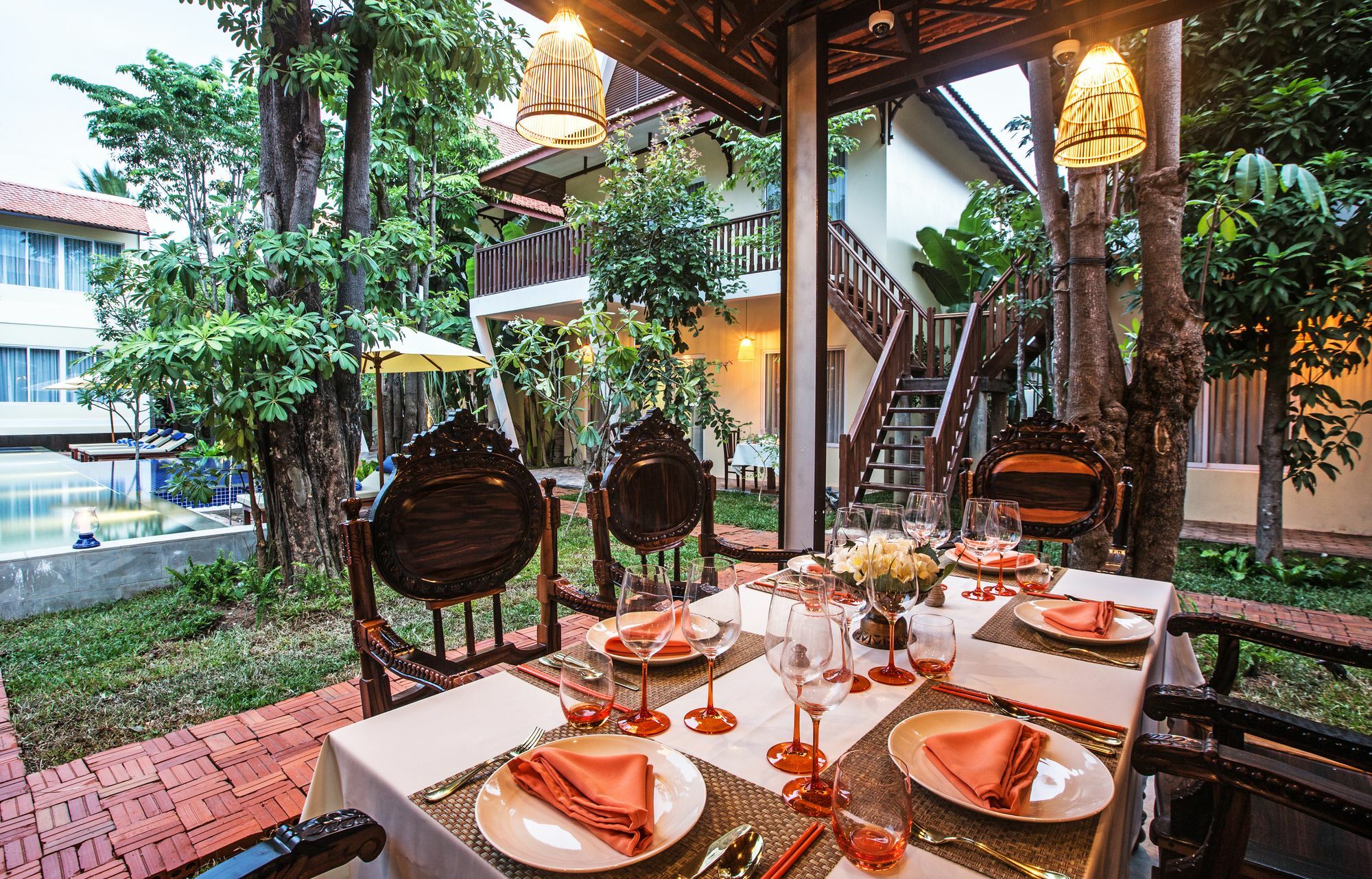 Mane Village Suites Siem Reap Exterior foto The restaurant at the hotel